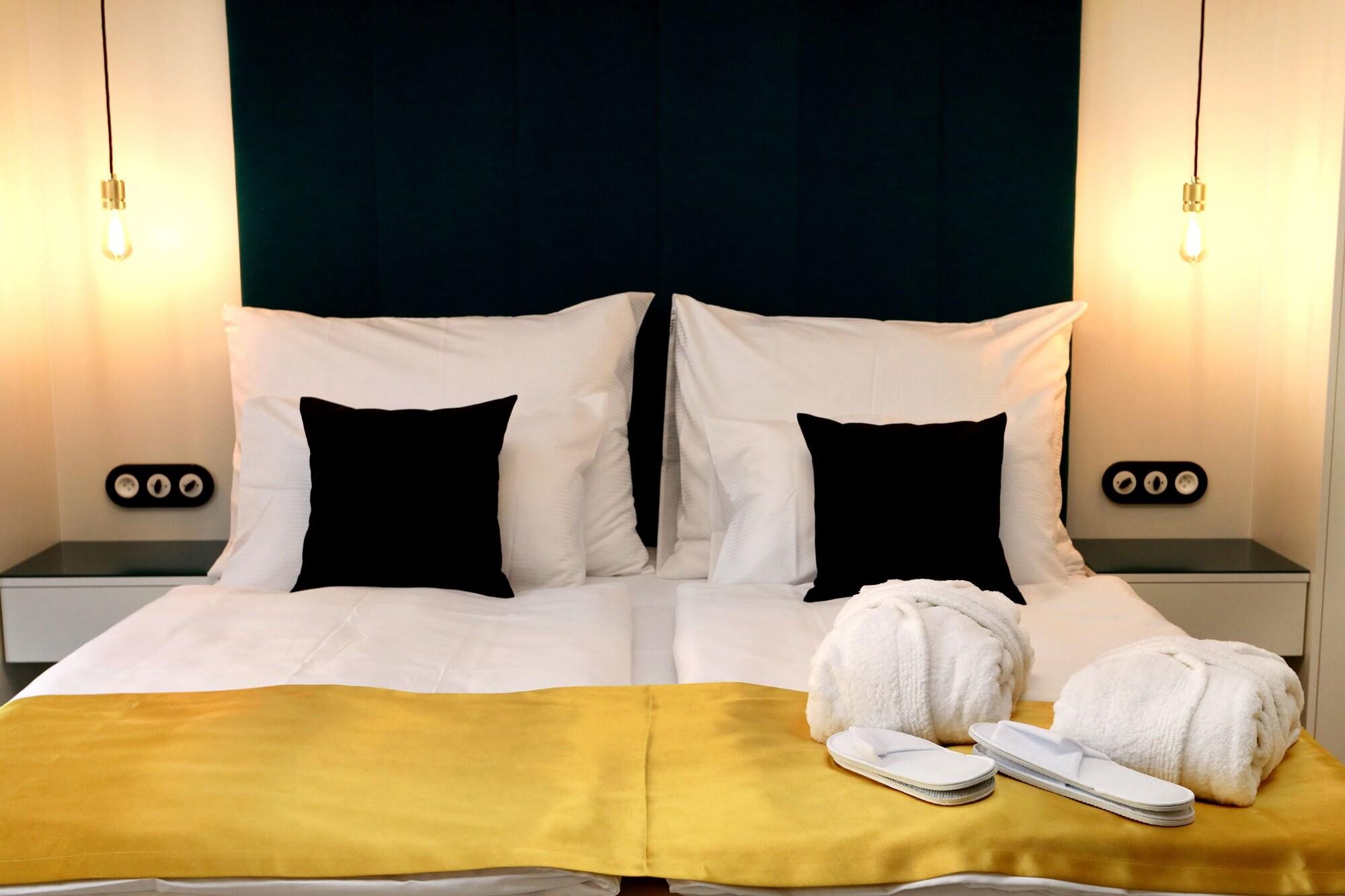Art Deco Wolker By Astoria Hotel & Medical Spa Karlovy Vary Exterior foto